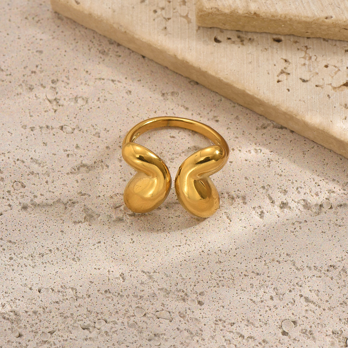 Lxalry Gold Butterfly Ring